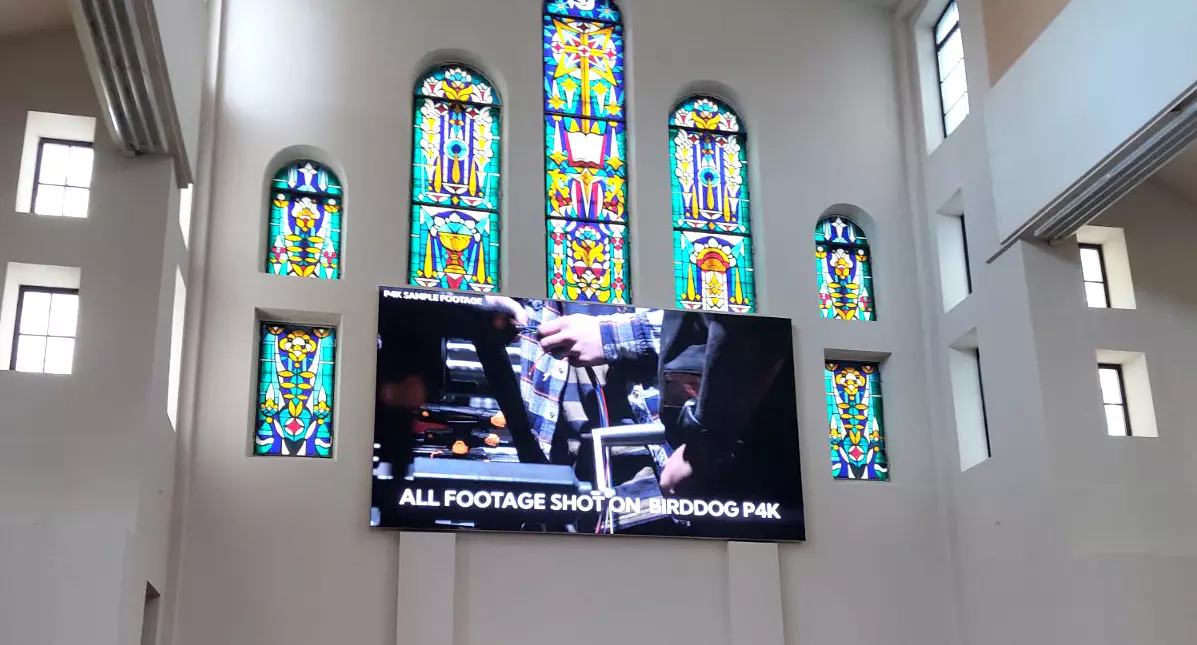ЛЭД экран в церкви